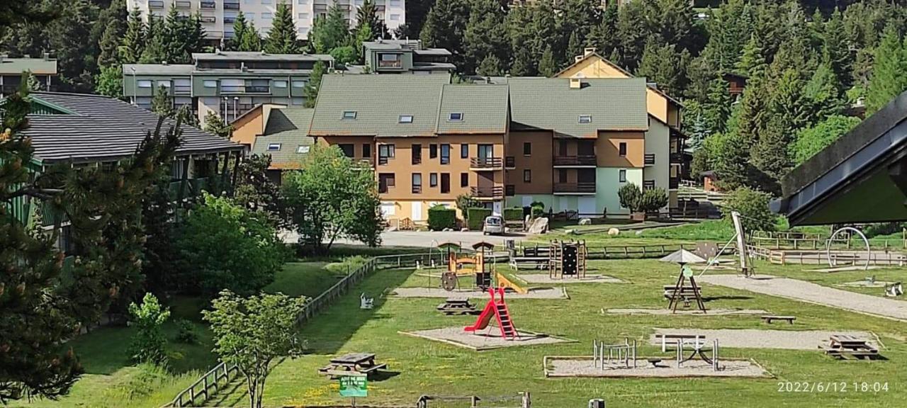 Apt Confortable Au Pied Des Pistes Et De La Foret Bolquère Zewnętrze zdjęcie